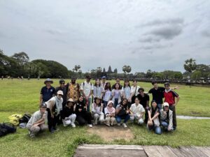 カンボジアでの現地調査（国際開発研究科）